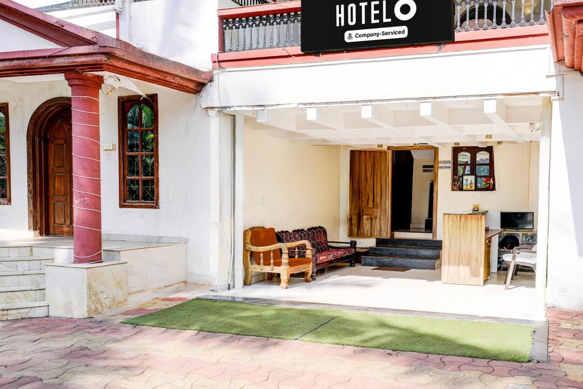 Oyo Flagship Triple Beach Guest House Benaulim Esterno foto