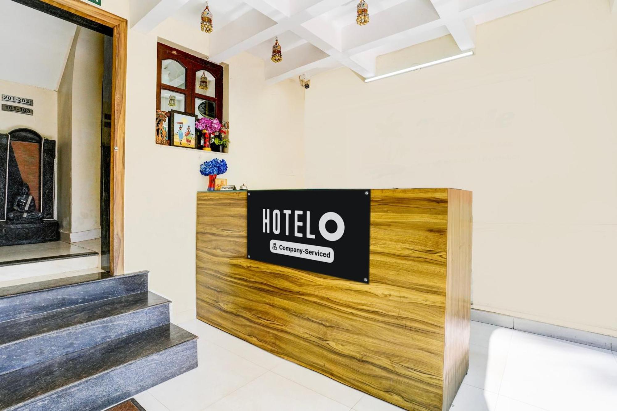 Oyo Flagship Triple Beach Guest House Benaulim Esterno foto
